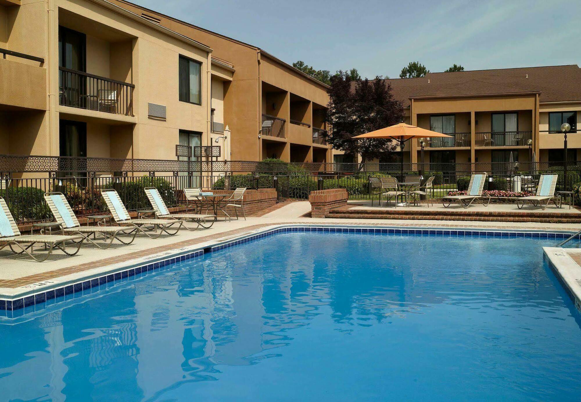 Hotel Courtyard By Marriott Augusta Exterior foto